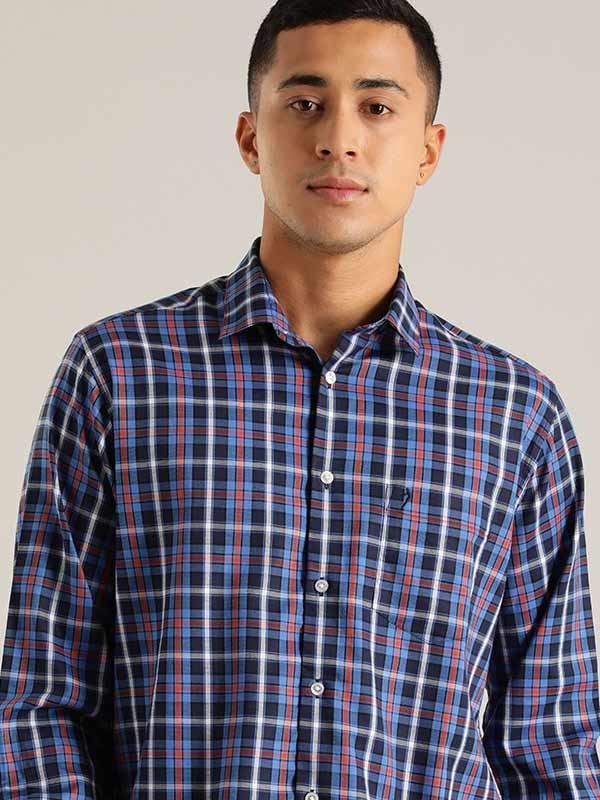 Indian Terrain Men Checkered Navy Shirt